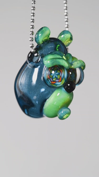 Nez Glass - Hollow Millie Eye Bear Pendant - 4